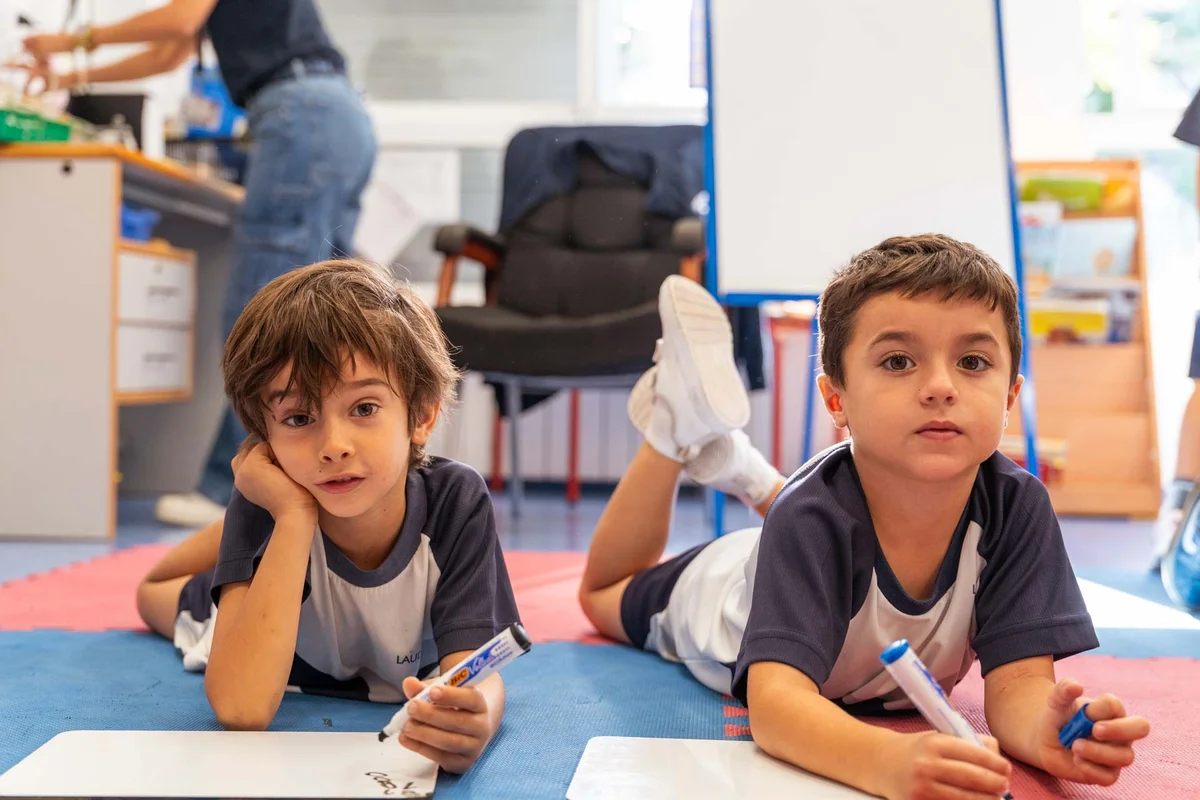 Parte de un grupo educativo global que prioriza el aprendizaje